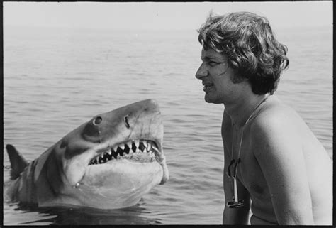 steven spielberg age when he directed jaws